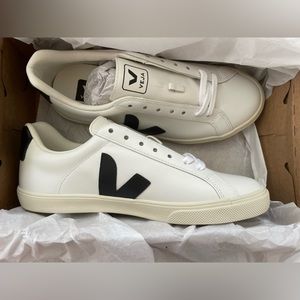 Veja Sneakers